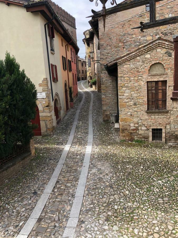 Caolzio39 Daire CastellʼArquato Dış mekan fotoğraf